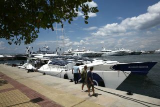 Στη Μαρίνα Φλοίσβου το «Energy Observer»