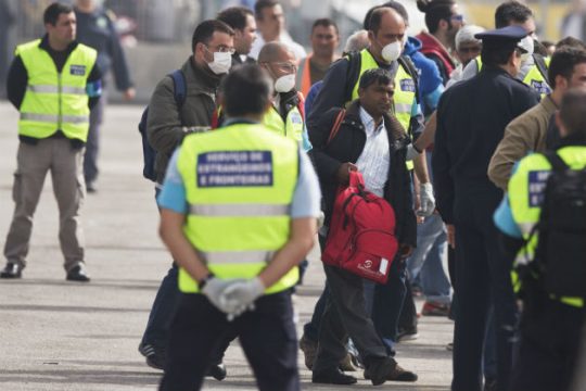 Παράπονα Κουρουμπλή στον Frontex για άνιση μεταχείριση της Ελλάδας