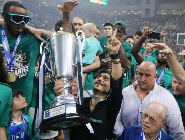 Στον δικό τους θεό