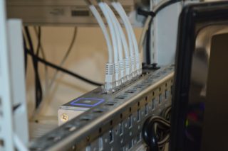 Επιδότηση 360 ευρώ σε όσους βάλουν σύνδεση πάνω από 100 Mbps