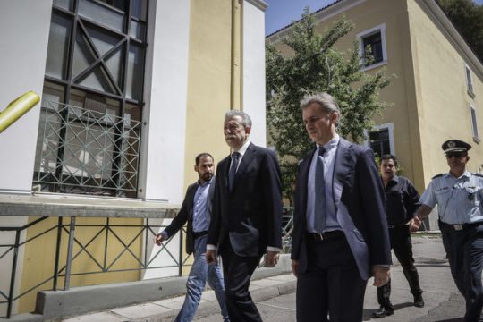 Εκκληση Κοντονή για την προστασία των παιδιών