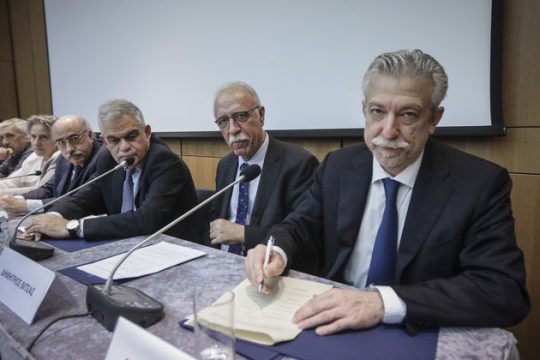 Υπογραφές για τη ρατσιστική βία