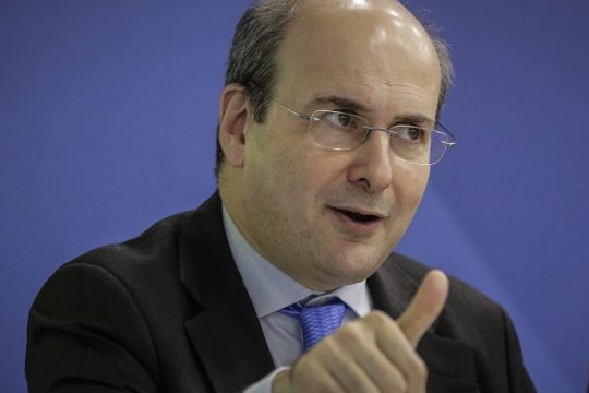 Μια κυβέρνηση που κουνάει το δάχτυλο στους ψηφοφόρους της