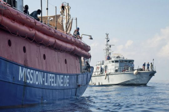 Κρίσιμη η κατάσταση για τους 300 μετανάστες