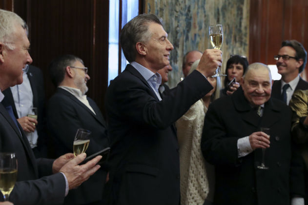 «Πακέτο διάσωσης» 50 δισ. από το ΔΝΤ στην Αργεντινή