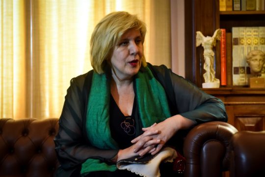 Άμεσα μέτρα για τη βελτίωση των συνθηκών υποδοχής ζητά η Ντ. Μιγιάτοβιτς