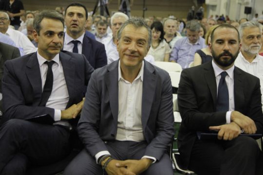 Αναταραχές στα κόμματα, με καταγγελίες, αιχμές και… ανατροπές