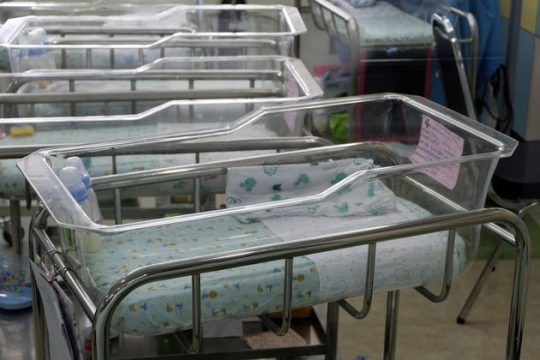 Ανησυχία για τη διακομιδή νεογνών στα νοσοκομεία