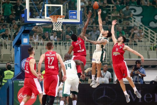 Κομβική δεύτερη μάχη στο ΣΕΦ