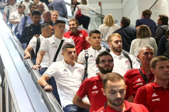 Αυτοί που μένουν κι αυτοί που φεύγουν…