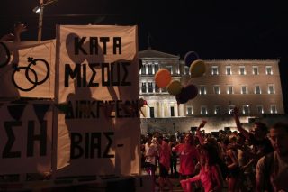 8 χρονών γκέι και η Αυτού Ελεεινότης