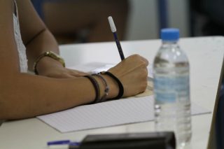 Χωρίς εκπλήξεις Λατινικά, Χημεία και Αρχές Οικονομικής Θεωρίας