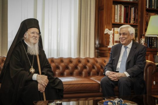 Επαφές Βαρθολομαίου στην Αθήνα με φόντο το θέμα της ΠΓΔΜ