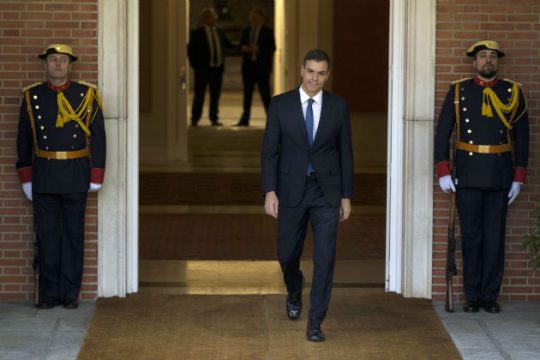 Χωρίς τους Podemos η κυβέρνηση των σοσιαλιστών