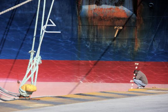 Αδιέξοδο στη συνάντηση ΠΝΟ-ακτοπλόων για τις συλλογικές συμβάσεις