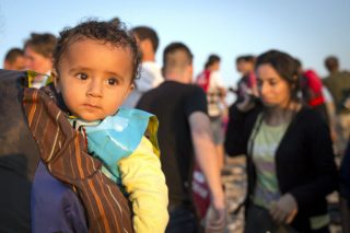 Oxfam: Κακοποιήσεις πρσφυγόπουλων στη Γαλλία