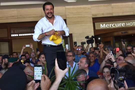 Πρώτα δείγματα γραφής