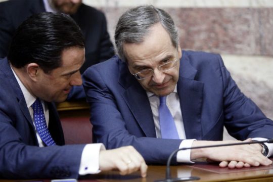 Διμέτωπη επίθεση σε Παυλόπουλο και Τσίπρα