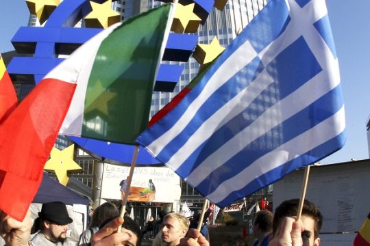 Με τους Ιταλούς ή με τους Γερμανούς;