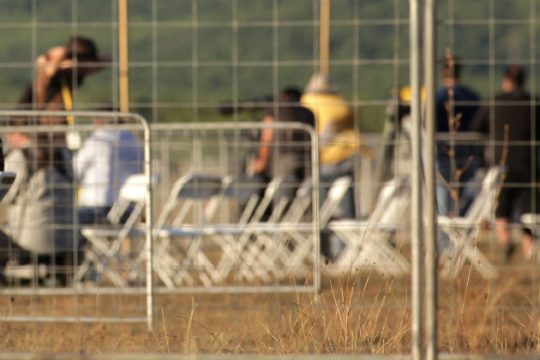 Εισβολή με Ι.Χ. στο αεροδρόμιο Τατοΐου