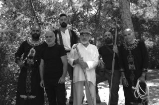 Το μεταναστευτικό επί σκηνής