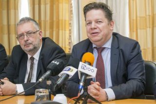 ΟΛΘ: σε «ομηρία» η παλιά διοίκηση