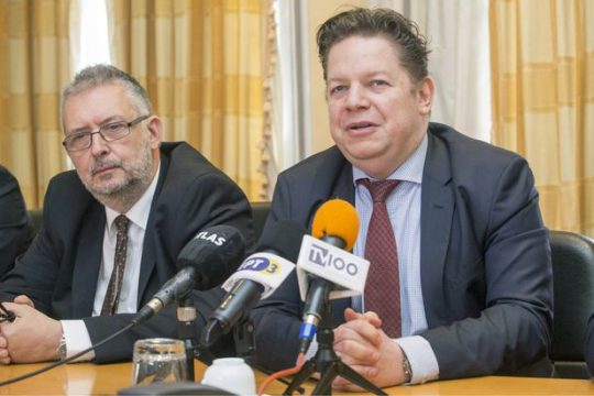 ΟΛΘ: σε «ομηρία» η παλιά διοίκηση
