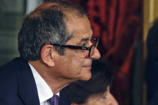 «Δεν θέλουμε να εγκαταλείψουμε το ευρώ»