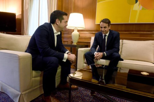 «Εθνική ευαισθησία» οι μεν, «πατριδοκαπηλία» οι δε