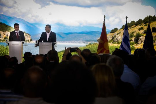 Η «μακεδονική» αλλοίωση των ελληνικών κομμάτων