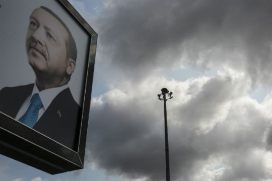 Έσωθεν και έξωθεν καταγγελίες για παρατυπίες στις εκλογές