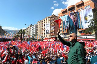 «Μουδιασμένες» οι διεθνείς αντιδράσεις για τον «σουλτάνο»