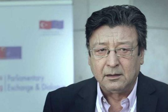 Πέθανε ο πρώην βοηθός Συνήγορος του Πολίτη, Βασίλης Καρύδης