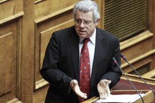 Και… ελεγκτής και ελεγχόμενος;