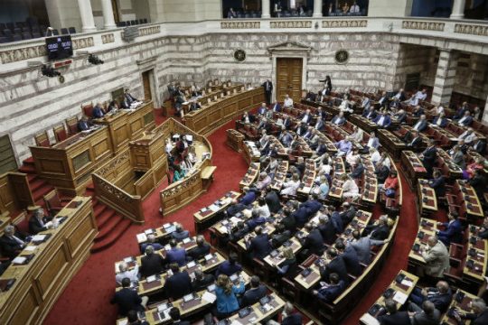 Στο «κόκκινο» η αντιπαράθεση