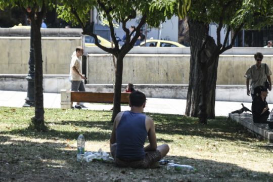 Στους 36 βαθμούς σκαρφαλώνει ο υδράργυρος