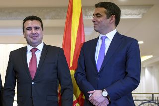 Μπρα ντε φερ στα Σκόπια