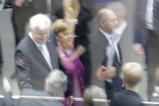 Θολά σημεία στη συμφωνία βλέπει το SPD