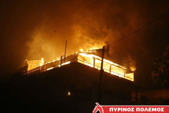 Η Αττική φλέγεται