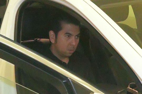 Ινκόγκνιτο στην Αθήνα ο Πιτ Πιεμπονγκσάντ, την Τρίτη έρχεται ο Παϊρόζ