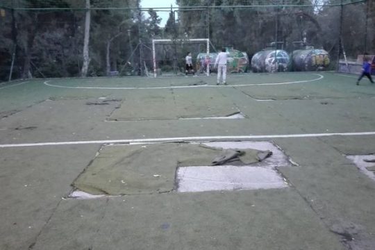 Και πώς να χάσει η ομάδα των «Αδέσποτων»!