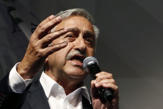 «Νόμιμη η εισβολή» λέει ο Ακιντζί προς τον ΟΗΕ