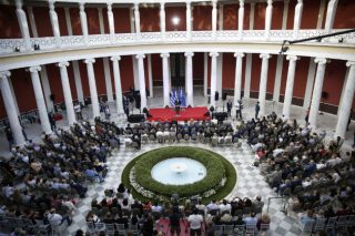 Και τώρα, κανονικότητα!