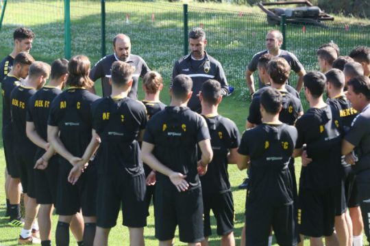 ΑΕΚ: πάει για εξτρέμ, «χλομιάζει» του Πόνσε