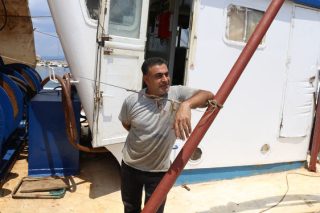 Αλληλεγγύη, το λουλούδι που ανθίζει μέσα από φλόγες και στάχτες