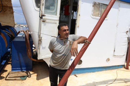 Αλληλεγγύη, το λουλούδι που ανθίζει μέσα από φλόγες και στάχτες