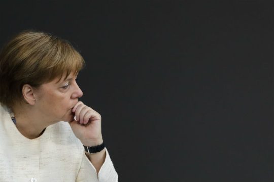 Απορρίπτουν οι Σοσιαλδημοκράτες το σχέδιο Μέρκελ-Ζεεχόφερ