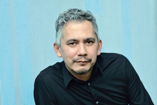 «Οι σημερινοί νέοι είναι πολύ πιο ευθυγραμμισμένοι με το σύστημα»