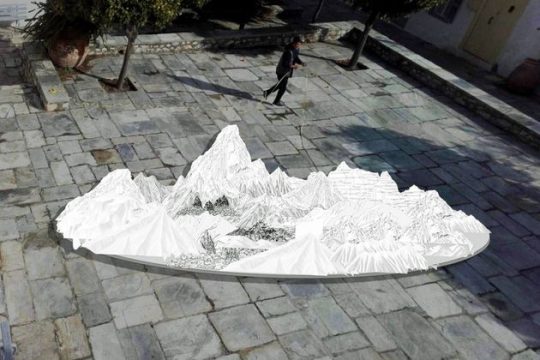 Ο Ατλας που συνδέει την Υδρα με το Μαρόκο