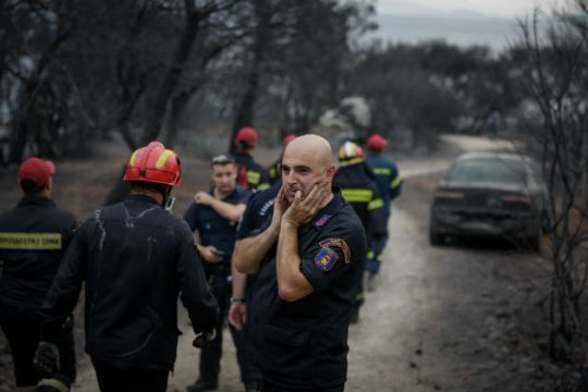 Η εξωκοινοβουλευτική αριστερά για τις φονικές πυρκαγιές